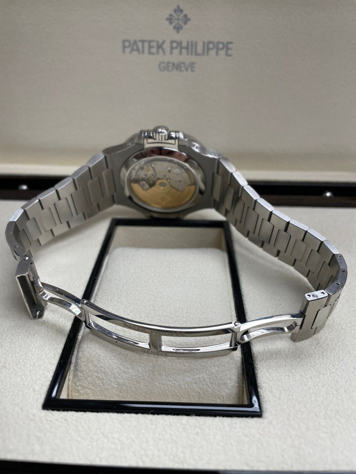 PP Nautilus Annual Calendar Moon Phase Steel