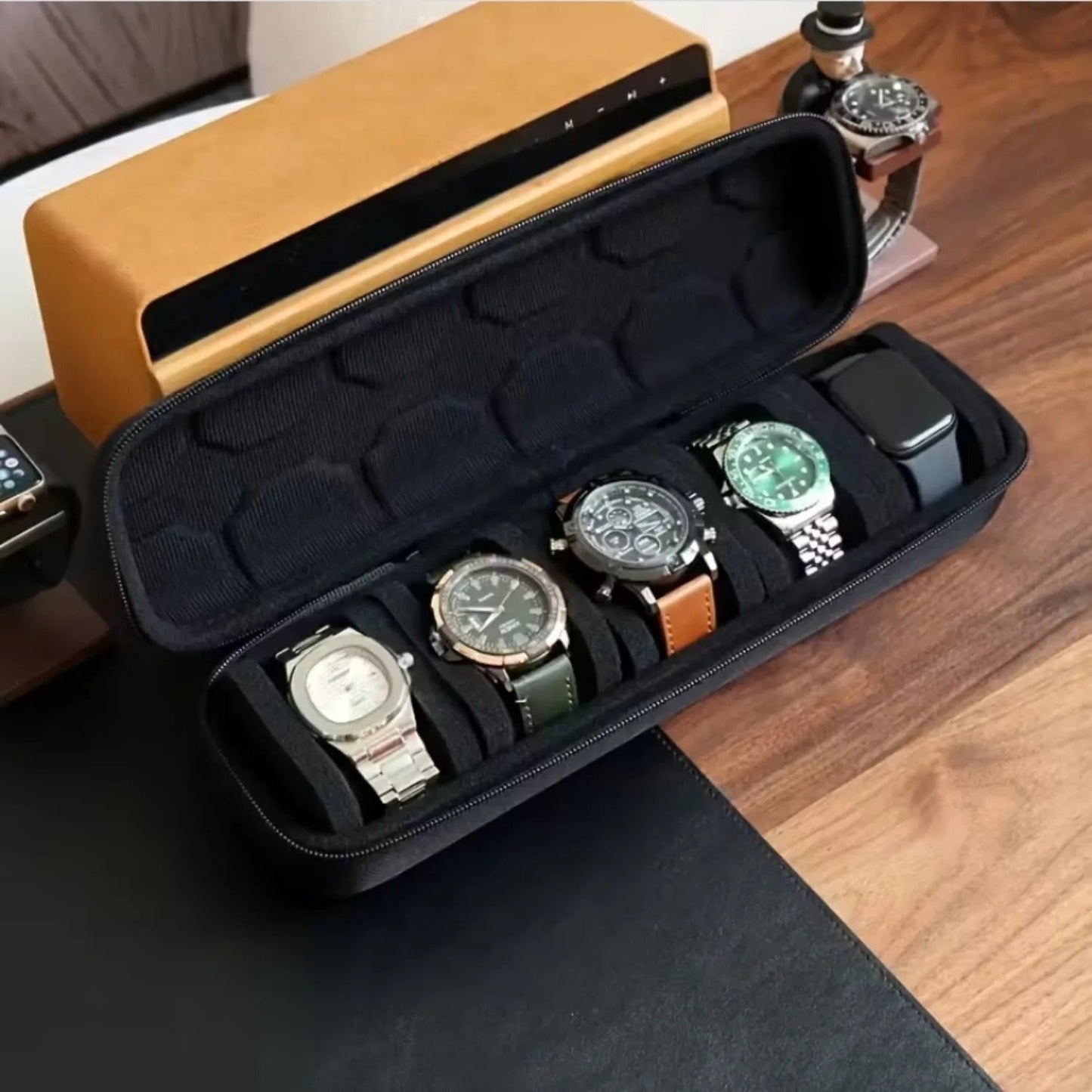 NomadVault™ 5-Slot Travel Watch Case