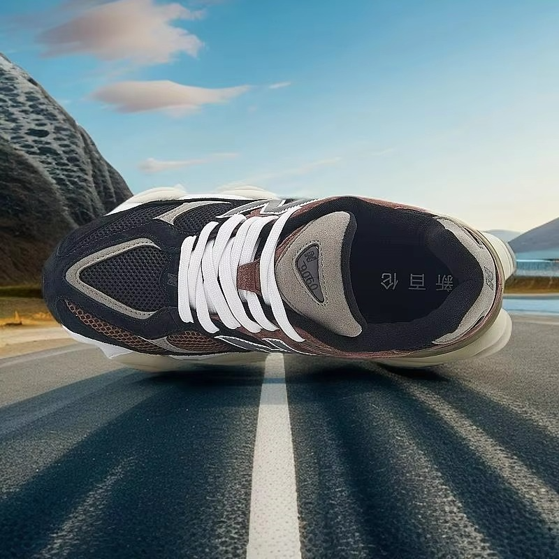 AERODYNEX™ FreshWave Lightweight Runner – Retro Mesh & Suede Training Sneaker